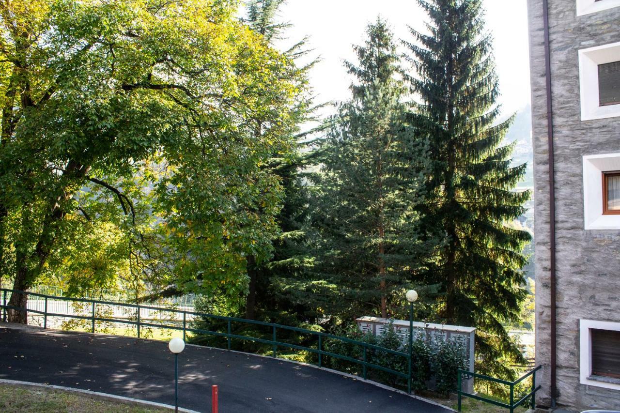 Апартаменти Trilocale In Centro A Chiesa Valmalenco К'єза-ін-Вальмаленко Екстер'єр фото